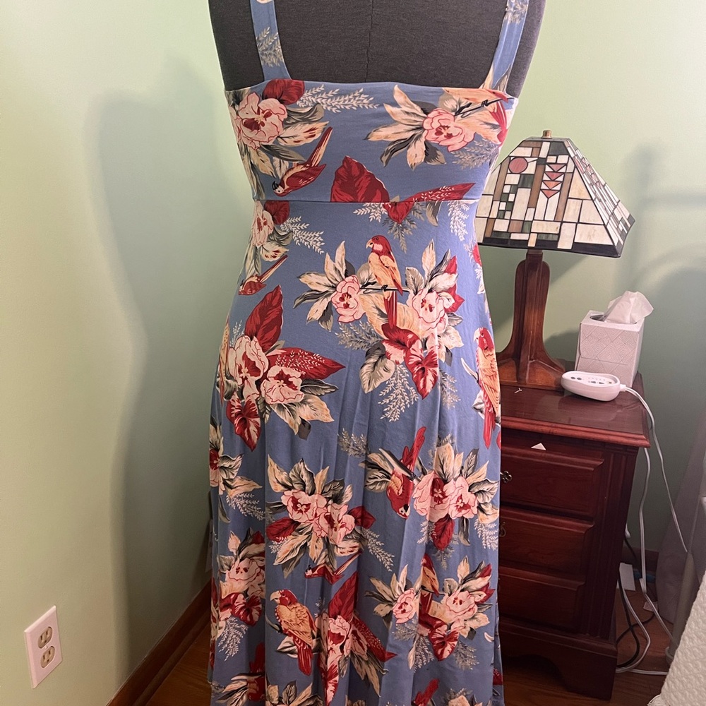 Chic Blue Floral Maxi Dress - Picture 2 of 10
